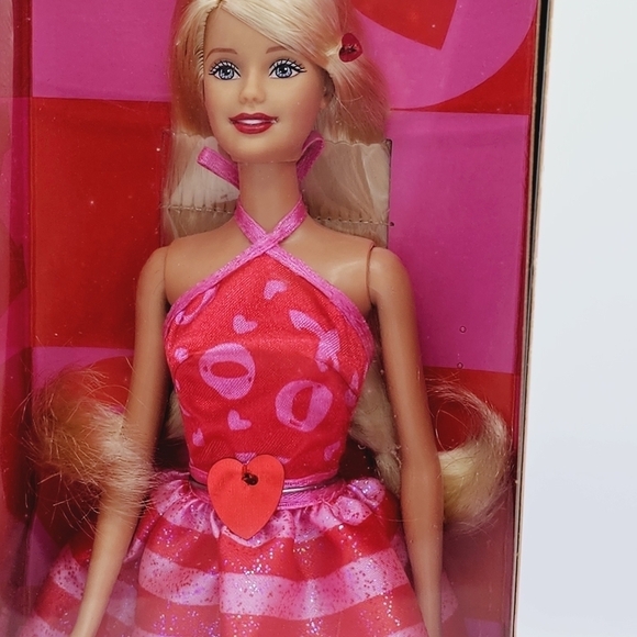 Vintage 2002 Barbie XO Valentine Doll - Picture 3 of 8